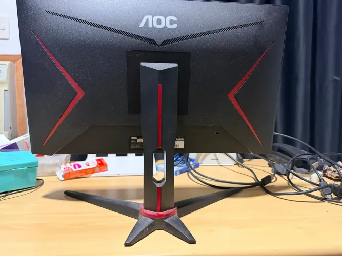 Monitor AOC 24? 100hz
