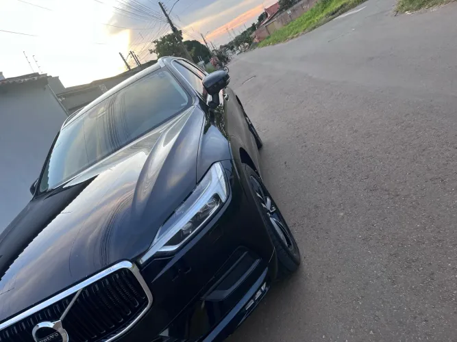 Volvo XC 60 T-5 Momentum 2.0 254cv AWD 5P 2019