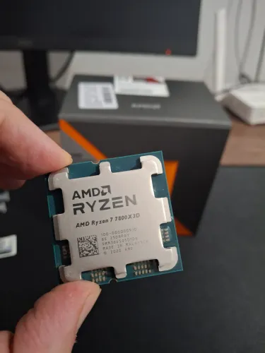 Ryzen 7 7800X3D - 1 mês de uso