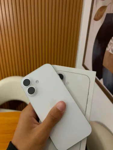 iPhone 17 