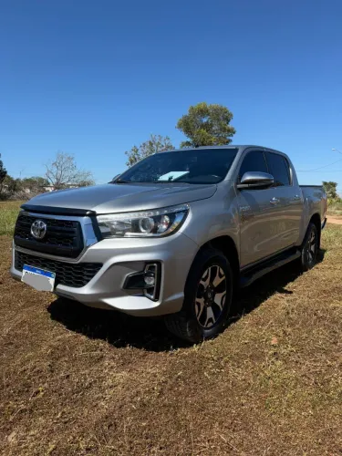 Toyota Hilux CD SRX 4X4 2.8 TDI 16V Diesel Aut. 2019