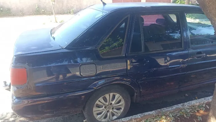 Volkswagen Santana 1.8 MI (álcool) 2003