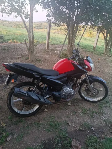 Vendo moto Yamara 2018