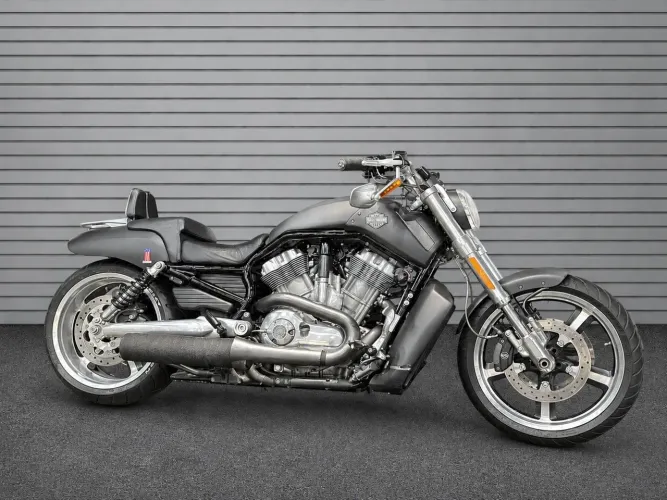 Harley-davidson V-rod 1250cc muscle vrscf 2013