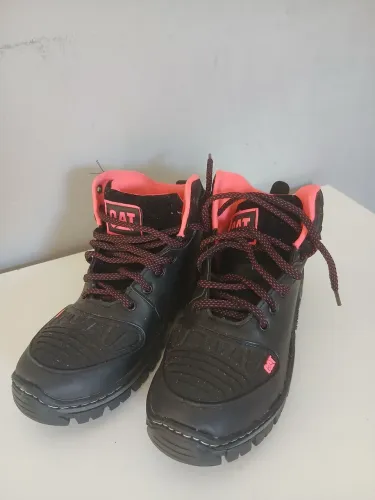 BOTA CAT MOTOQUEIRO FEMININO