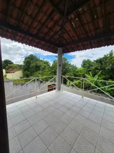Otima casa no antares, com 3 amplos quartos