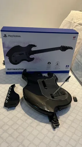PS5 PDP GUITARRA RIFFMASTER