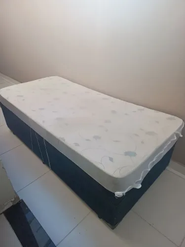 Cama Box e Colchão solteiro