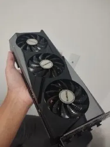 Rx 7600 gigabyte