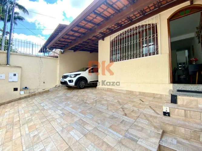 CASA Geminada - CASTELO - Belo Horizonte / MG