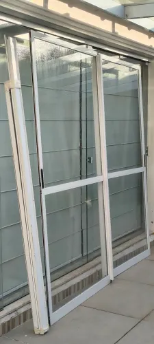 Porta de Correr Alumínio Branco 2,38m x 2,28m - Semi-nova