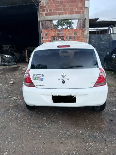 Reno Clio 2014 1.0 16 válvulas para retirada de peças 