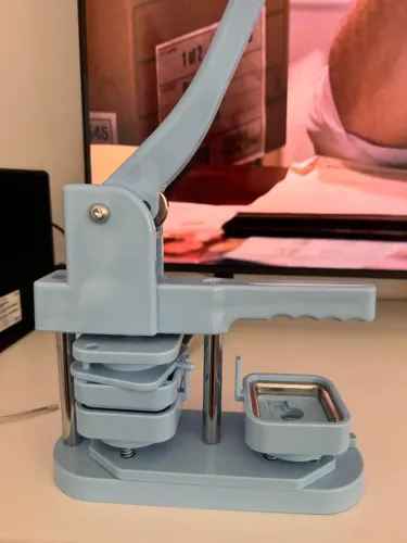 Máquina de Bottons + Insumos 
