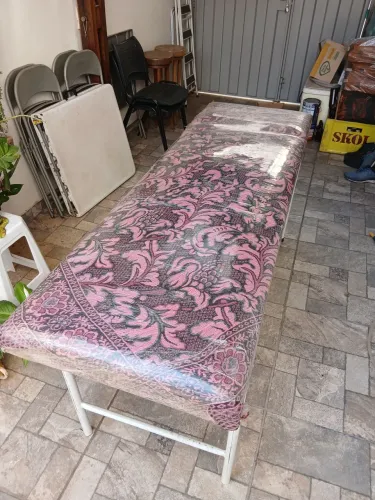 Mesa para depilação, tatuagem 