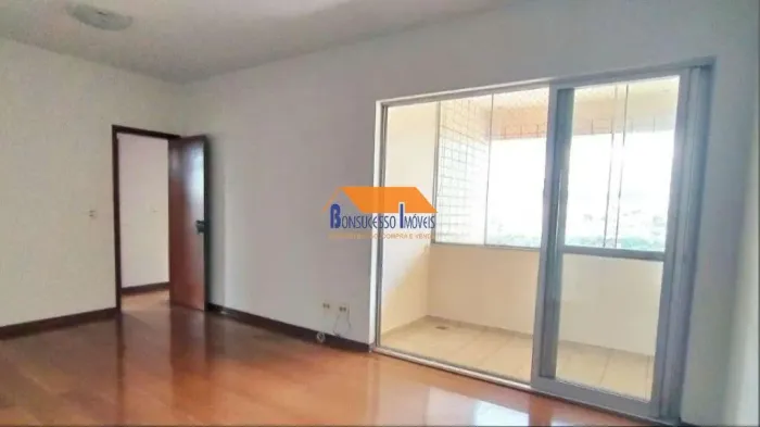apartamento de 3 quartos, bairro Coração Eucaristico em belo Horizonte