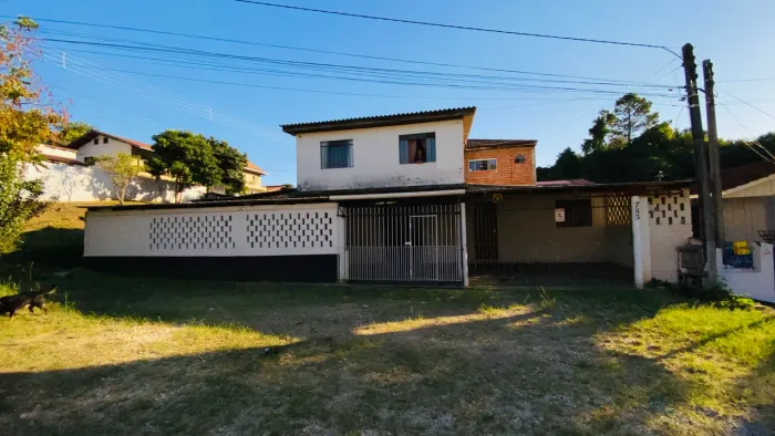 Aluga se espaço comercial + residência 