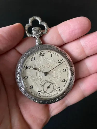 Relógio de Bolso ?FICO? muito novo Lindo
