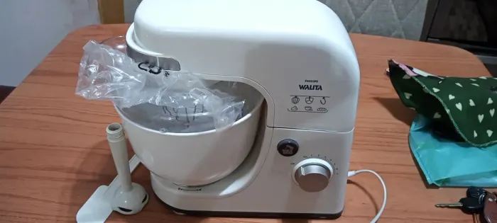 Batedeira planetária Philips Walita.