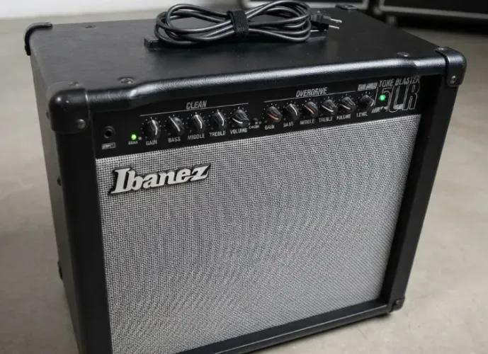Amplificador Ibanez Tone Blaster 50R + Falante Gold Point Evolution 1000