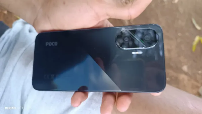 POCO F7 512, novo com caixa (5 meses de uso)