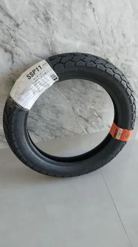Pneu de biz 125 // Levorin Dakar II sem câmera <br>Novo<br>R$ 200,00