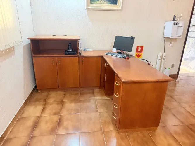 Mesa/escrivaninha em L