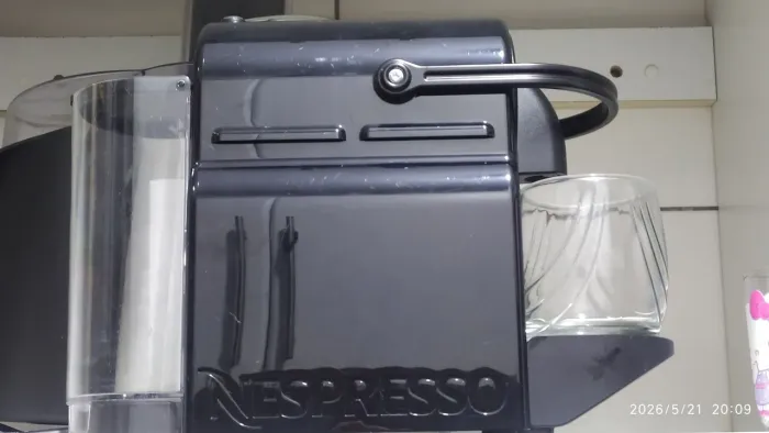 Cafeteira cápsulas Nespresso Inissia