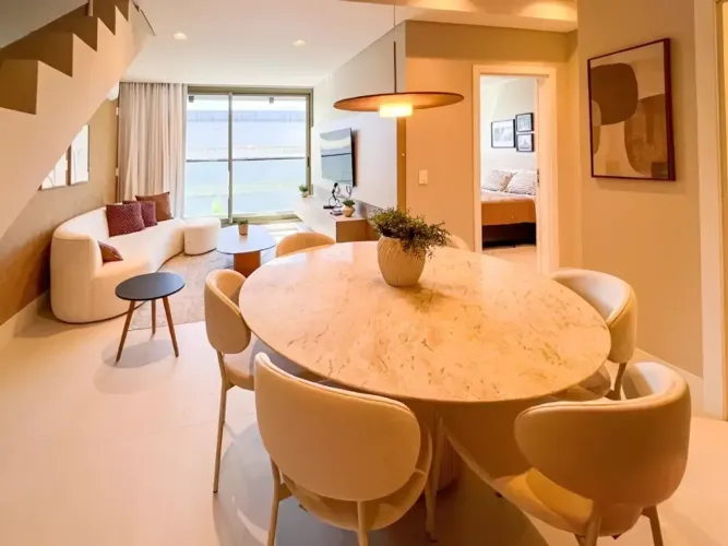 Duplex Alto Padrão em Jurerê Internacional | 103m² | Vista Livre
