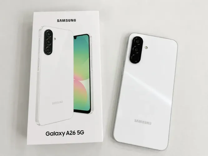 Celular A26 2meses de uso preciso pagar uma conta cor branca valor 1000