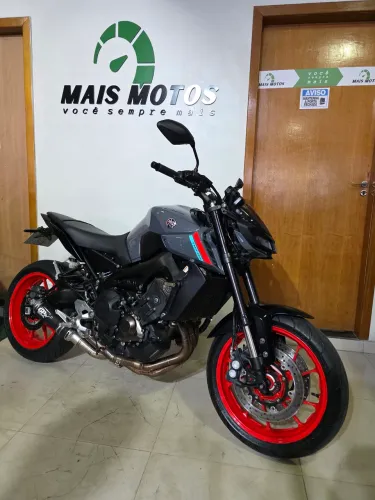 Yamaha MT-09 2022