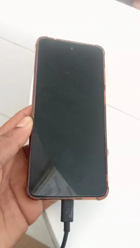 Moto g22 300,00