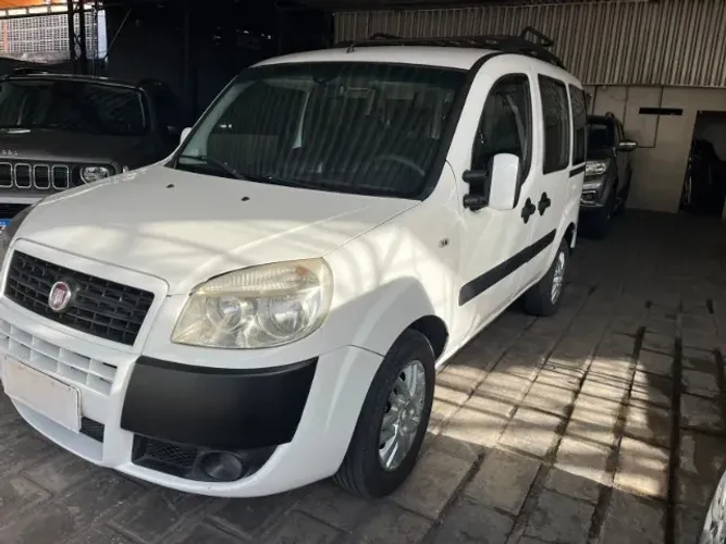 Fiat Doblo Essence 1.8 Flex 16V 5P 2015