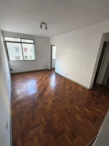 APARTAMENTO NA LIBERDADE