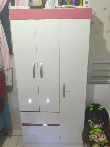 Guarda Roupa Infantil Rosa