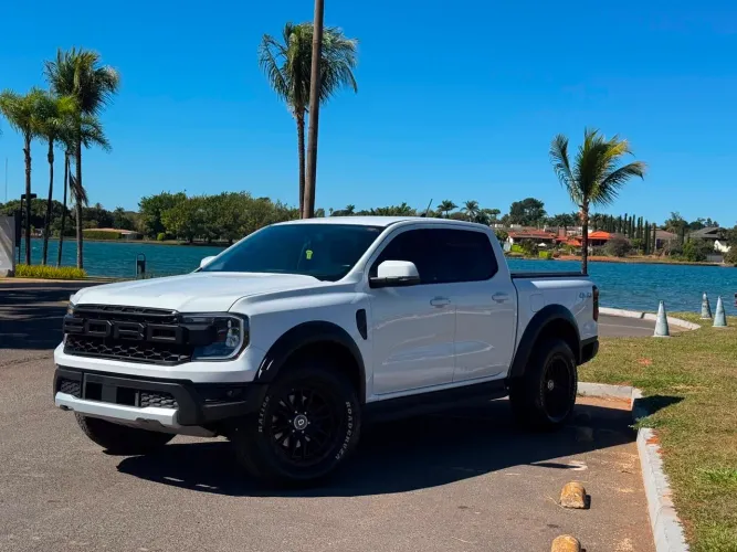 Ford Ranger XLS 3.0 V6 4X4 CD Diesel Aut. 2024