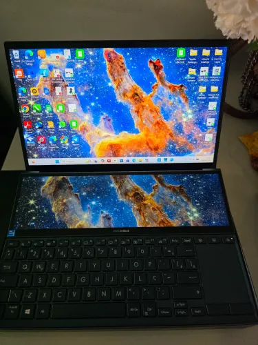 ASUS ZENBOOK DUO CORE I7 2 TELAS TOUCH