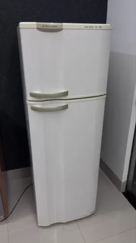 Geladeira usada Electrolux