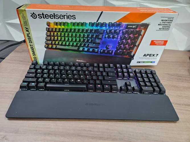 Teclado Mecânico Gamer SteelSeries Apex 7