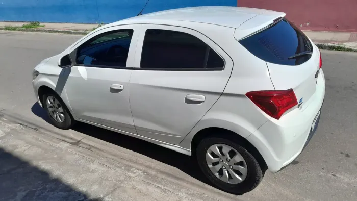 Chevrolet Onix Hatch LT 1.0 8V Flex Mec. 4P 2017