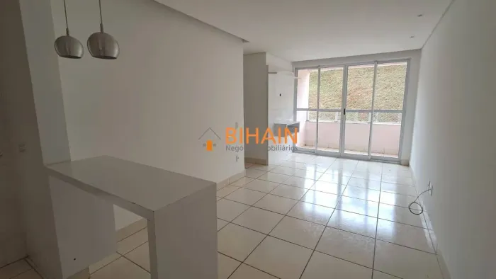 Apartamento com 3 dormitórios para alugar, 70 m² por R$ 4.117,00/mês - Palmeiras - Belo Ho