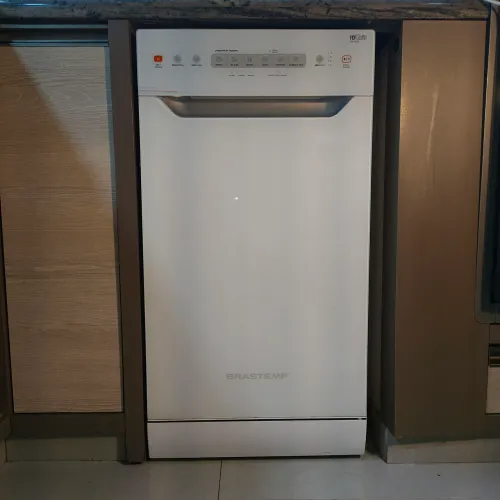 Lava Louças Brastemp 10 serviços Semi Nova