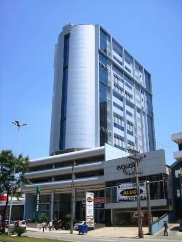 SALA COMERCIAL / DEPÓSITOS. p/ LOCAÇÃO em SOROCABA no bairro CAMPOLIM