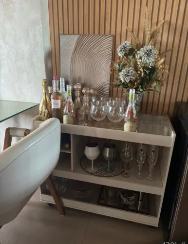 Aparador bar buffet para sala com adega