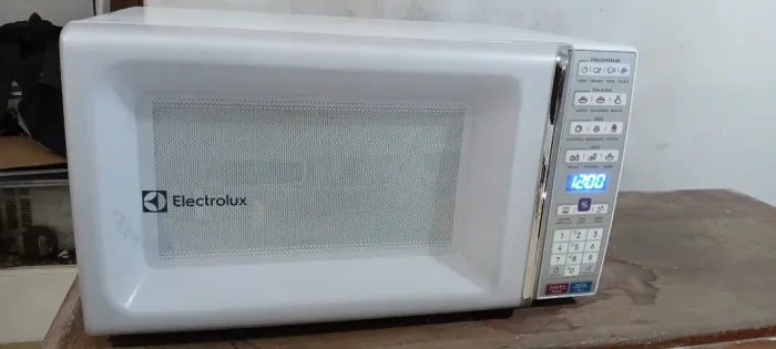 Microondas eletrolux 34 litros