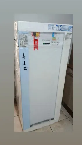 Geladeira Esmaltec ROC31 PRO (Nova)