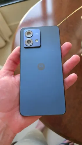 Moto g84 impecável, único dono, sem marcas