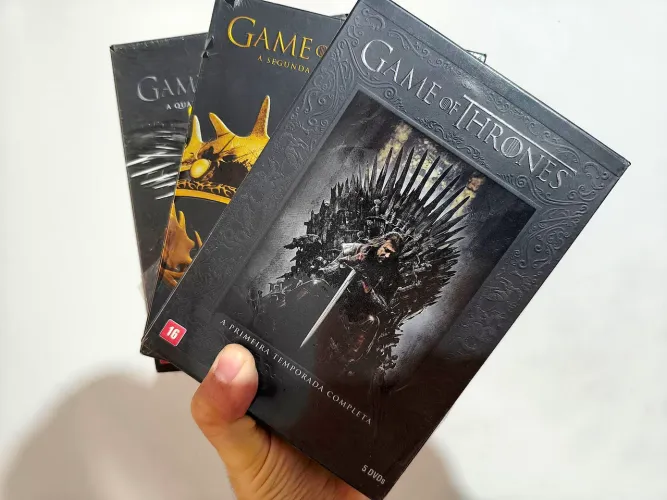Game of Thrones - Temporadas 1, 2 e 4 - DVD - Lacrados