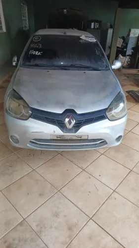 Renault Clio 1.0 16v 2016 - Sucata para retirada de peças.