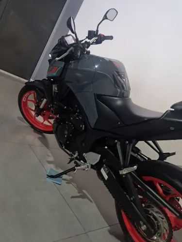 Vendo ou troco por mt 09 acima de 2021