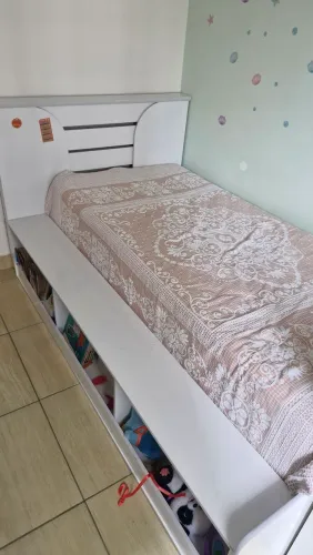 Cama de Solteiro com Cama Auxiliar